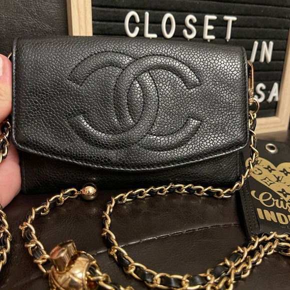 Chanel Caviar Short Wallet with Chain - Picture 13 of 16